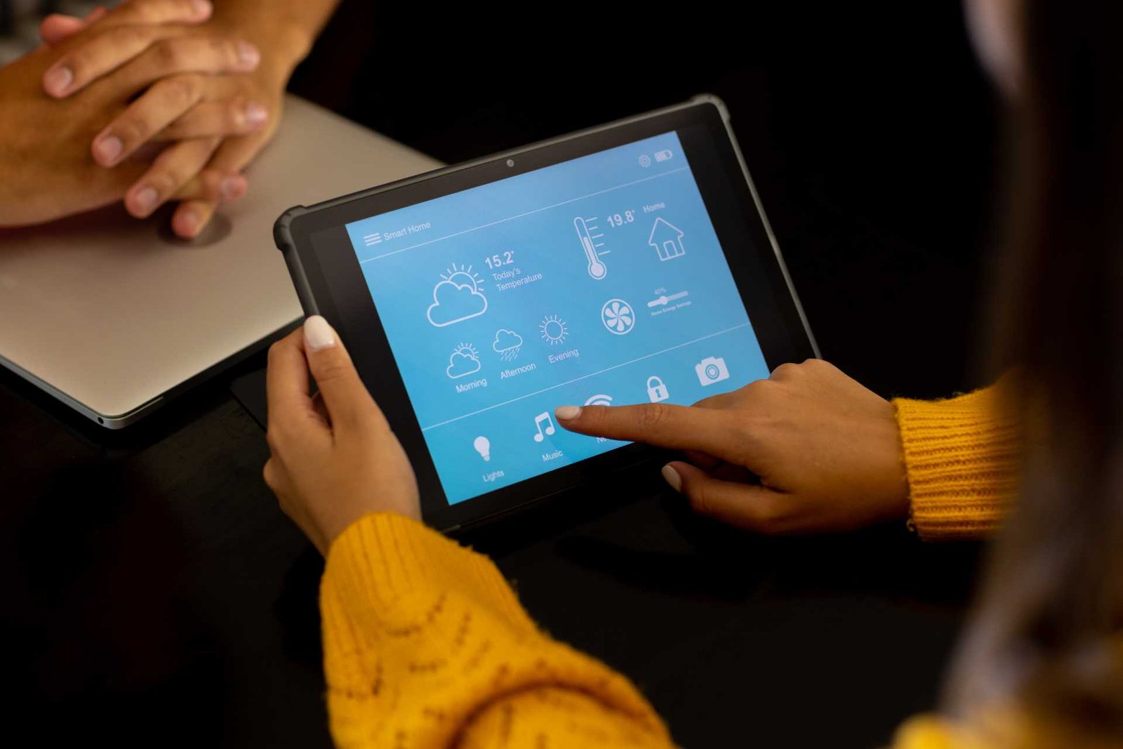 How IoT is Revolutionizing Battery Technology and Driving Innovation